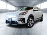 Used 2020 Kia Niro EX Premium image 2