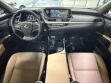 Used 2019 Lexus ES 350 F Sport image 2