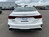 Used 2023 Kia Forte LXS w/ LXS Technology Package image 4