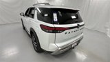 New 2025 Nissan Pathfinder Platinum image 5