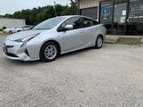 Used 2017 Toyota Prius Four Touring image 3
