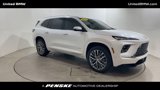Used 2025 Buick Enclave Avenir w/ Super Cruise Package image 2