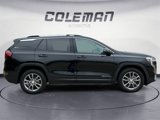 Used 2022 GMC Terrain SLT w/ Tech Package image 6