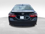 Used 2022 Toyota Camry SE image 6