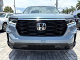 Used 2025 Honda Pilot Touring image 2