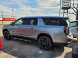 New 2025 Chevrolet Suburban Premier image 2