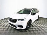New 2025 Chrysler Pacifica Limited image 4