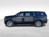 New 2025 Chevrolet Suburban Premier image 4