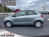 Used 2011 Toyota Yaris 2-Door Hatchback image 4
