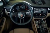 Certified 2025 Porsche Macan image 6