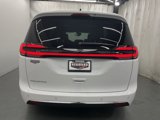 New 2025 Chrysler Pacifica Select image 6