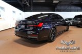 Used 2022 BMW 740i w/ M Sport Package image 6