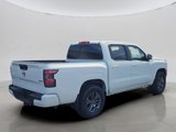 Used 2025 Nissan Frontier SV image 3
