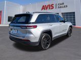 Used 2024 Jeep Grand Cherokee Altitude image 6