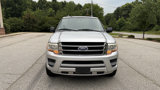 Used 2017 Ford Expedition XLT image 2