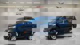 Used 2023 Chrysler Pacifica Touring-L image 2