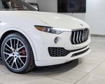 Used 2021 Maserati Levante image 3