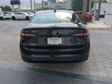 Certified 2023 Volkswagen Jetta SE w/ Panoramic Sunroof Package image 5