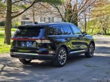 New 2025 Lincoln Aviator AWD image 3