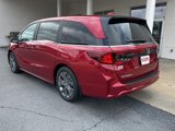 New 2025 Honda Odyssey Touring image 3