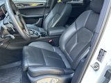 Certified 2023 Porsche Macan Turbo image 5