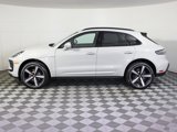New 2026 Porsche Macan image 2