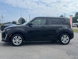 Used 2024 Kia Soul LX image 4