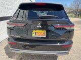 New 2025 Mitsubishi Outlander AWD image 4
