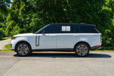 Used 2024 Land Rover Range Rover Long Wheelbase SE image 3