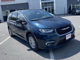 New 2025 Chrysler Pacifica Select image 2