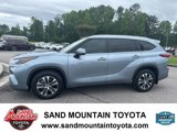 Used 2023 Toyota Highlander XLE image 6