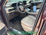 Used 2021 Lincoln Aviator 2WD image 2