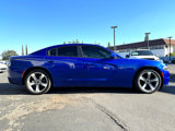 Used 2019 Dodge Charger SXT image 4