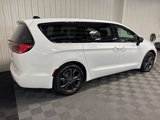 New 2026 Chrysler Pacifica Select image 3