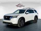 New 2025 Nissan Pathfinder SL w/ SL Premium Package image 3