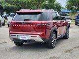 New 2025 Nissan Pathfinder Platinum image 3