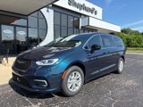 New 2025 Chrysler Pacifica Select image 2