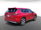 New 2025 Mitsubishi Outlander SE image 3