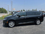 Used 2018 Chrysler Pacifica Touring-L Plus w/ Tire & Wheel Group image 4
