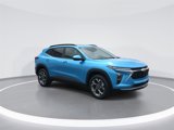 New 2025 Chevrolet Trax LT w/ Sunroof Package image 2