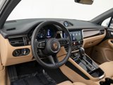 Certified 2025 Porsche Macan image 4