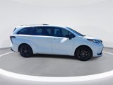 Used 2023 Toyota Sienna XSE image 4