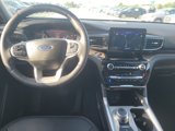 Used 2024 Ford Explorer Limited image 3