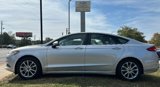 Used 2017 Ford Fusion SE image 3