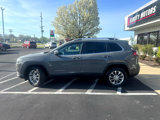 Used 2021 Jeep Cherokee Latitude Lux w/ Comfort/Convenience Group image 2