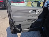New 2026 Chrysler Pacifica Limited w/ Uconnect Theater Family Group image 5