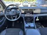 New 2025 Jeep Grand Cherokee L Altitude image 2