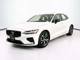 Used 2025 Volvo S60 B5 Core image 3