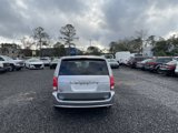 Used 2019 Dodge Grand Caravan SE image 4