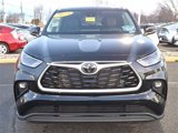 Certified 2024 Toyota Highlander XLE image 3